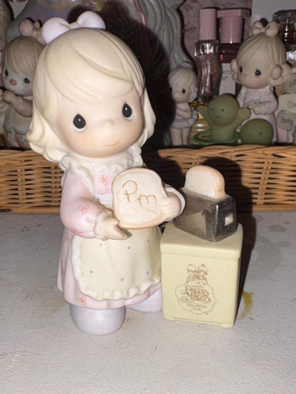 ( ˘ ³˘)♥︎Precious Moments figurine “A Speial Toast” 1997 ♡´･ᴗ･`♡